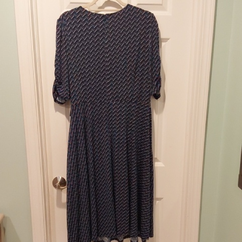 New Jessica Howard Navy/Multi Midi Dress 16W. PLUS. Side Pockets, Back Zip - Picture 4 of 6